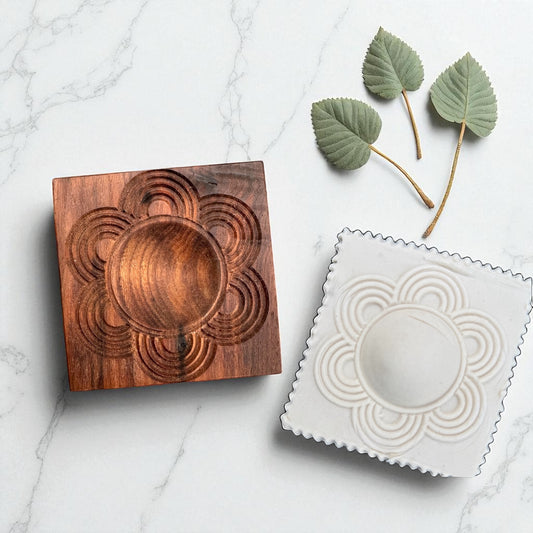 Artisan Ravioli Mold – Solid Wood, Detailed Design